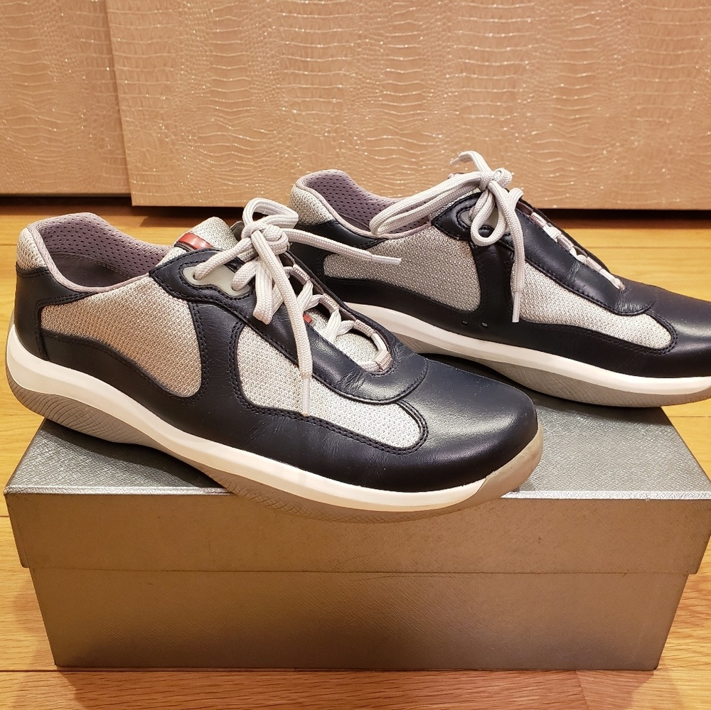 Men sneaker size 6 European